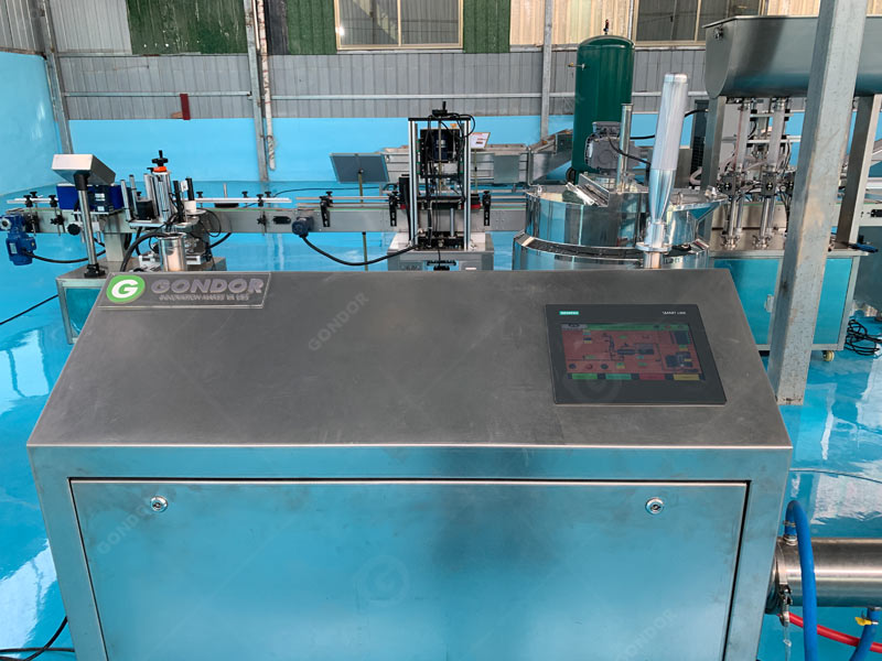 Small-batch marshmallow aerator inflator machine for artisanal candy workshops