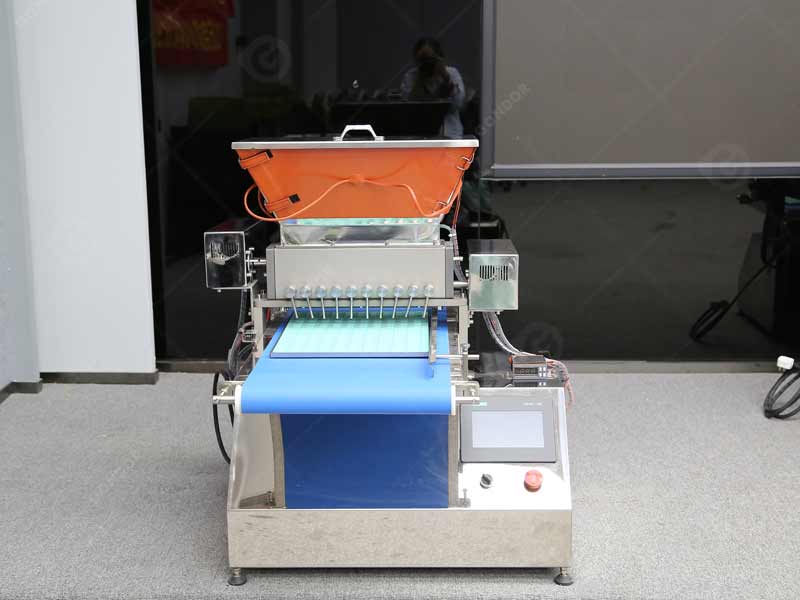 Customizable commercial gummy machine for different flavor injection systems