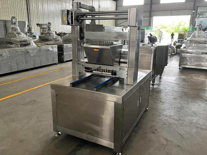 Automatic commercial gummy machine with PLC control for 24/7 production